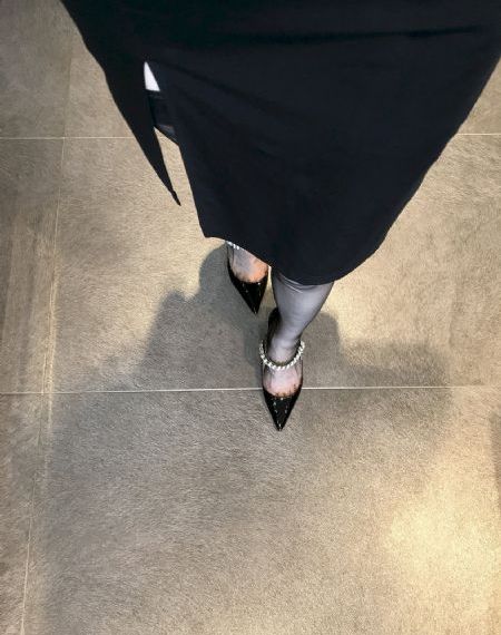 欧美萌娃情侣头像亲吻_4K高清迅雷在线观看